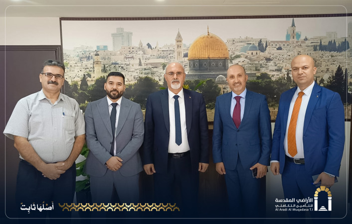 زار طاقم من شركة الأراضي المقدسة وزارة الزراعة الفلسطينية