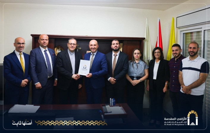 الأمانة العامة للمؤسسات التربوية المسيحية ومدارس البطريركية اللاتينية توقعان اتفاقية تأمينات مع شركة الأراضي المقدسة